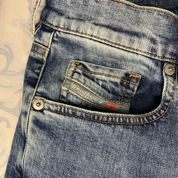 Light Blue Authentic Diesel Denim Jeans - Picture 2 of 7